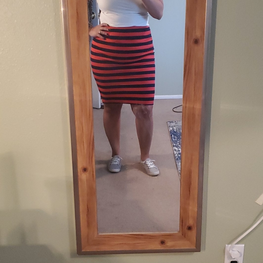 Midi skirt